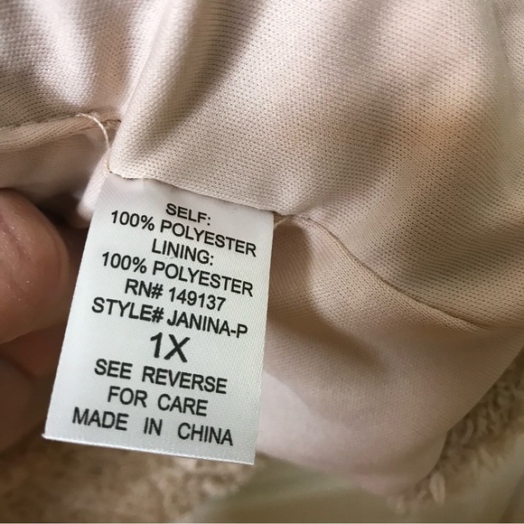 FAVLUX Fashion Women's Size 1X Janina Tan Fuzzy Fleece Open Hooded Vest‎ Pockets - Picture 6 of 7